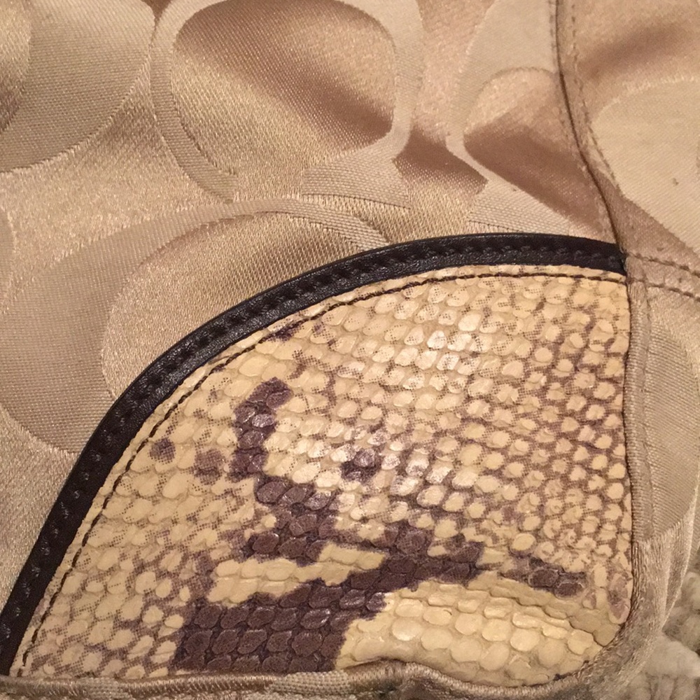 Coach Purse - Picture 2 of 8